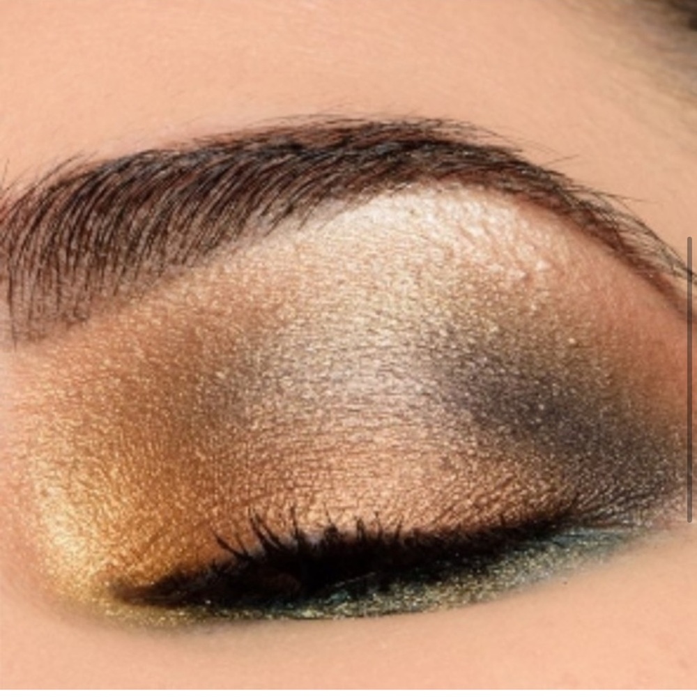 Pat McGrath Labs Eyedols Eyeshadow- ENRAPTURED
